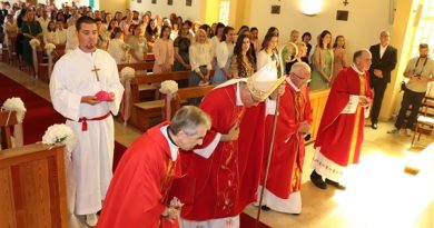 Mons. Štironja na svetkovinu Duhova u Puli Mons. Štironja na svetkovinu Duhova u Puli