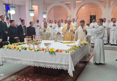 Zaziv Duha Svetoga i početak nove akademske godine u sjemeništu „Redemptoris Mater“ u Puli