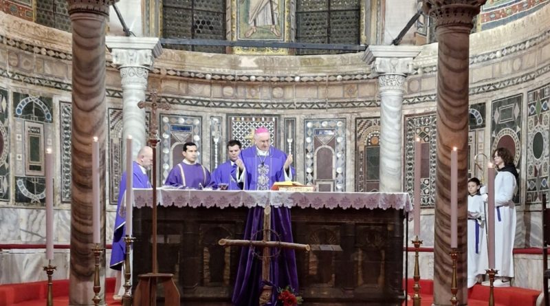 Biskup Štironja predvodio misu na Pepelnicu u porečkoj katedrali
